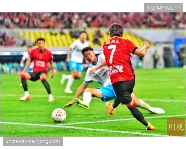 成都蓉城5-1大胜青岛西海岸，费利佩替补29分钟上演帽子戏法